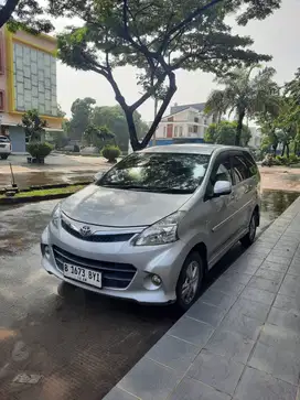 Avanza Veloz 1,5 AT 2013