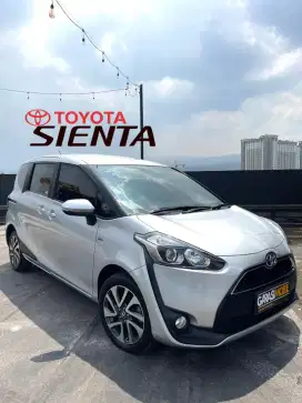 TOYOTA SIENTA V MT