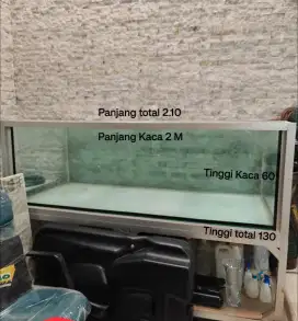 Aquarium ikan arwana ukuran 2 meter
