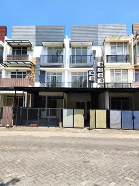 Rumah Katamaran Indah 3lt PIK Pantai Indah Kapuk Jakarta Utara