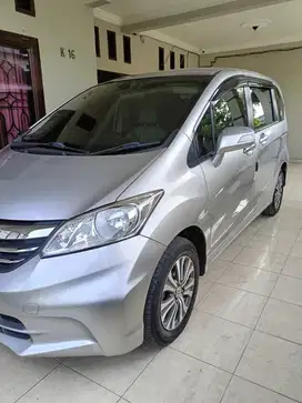 Honda Freed 2013 Bensin