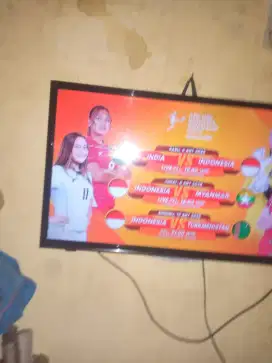 Tv lcd panasonic 32in