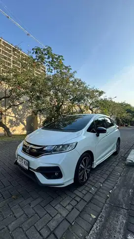 JUAL HONDA JAZZ GK5 1.5 RS CVT