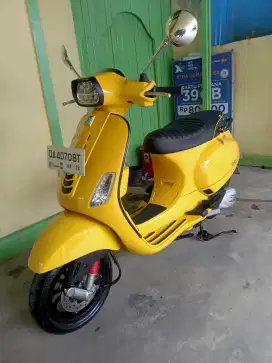 VESPA S125 2023 BENING