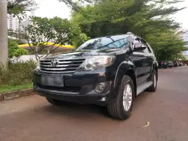 【Good Deal】 Toyota Fortuner 2.4 G AT diesel 2012 / 2011