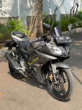 Yamaha R15 V2
2016