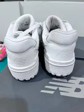 Sepatu NB 550 Putih dan Hijau