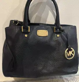 Mk leather original ada tali nya
