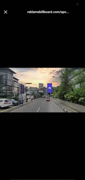 Billboard Strategis di Jalan Cihampelas Bandung – Lokasi Premium Dekat
