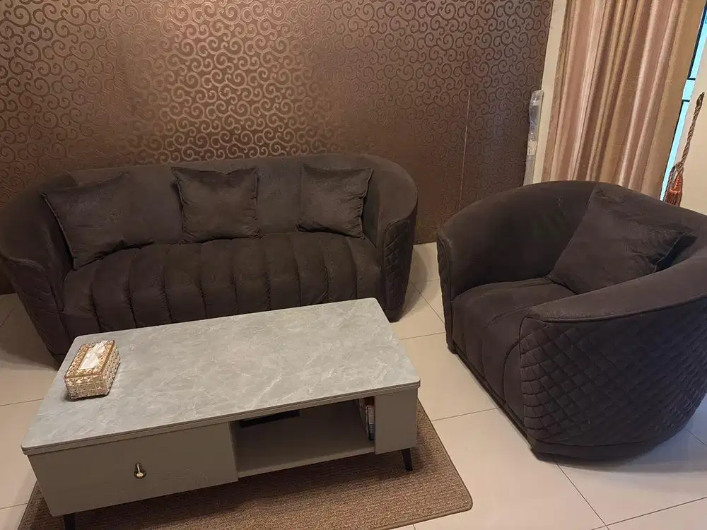 Sofa ruang tamu