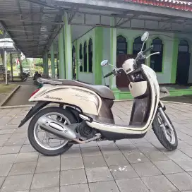 Scoopy fi 2013 Warna Favorit