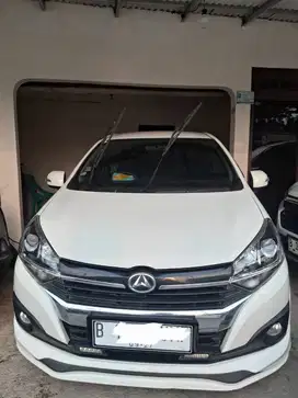 Ayla 1.2 R At Deluxe ( tipe tertinggi )