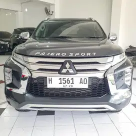KM 19 RB Pajero Sport Dakar 2023 Seperti Baru Pajero Dakar 2022 / 2021