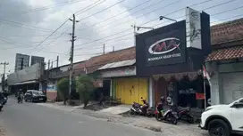 Ruang usaha dijual solo di area bisnis  kartasura sukoharjo