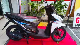 HONDA BEAT CBS WHITE