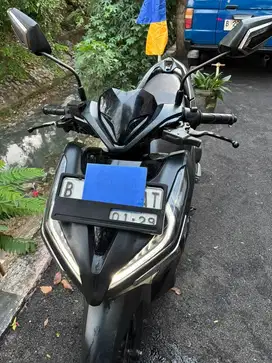 Dijual Motor Honda Vario 150 keyless