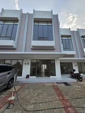 Dijual Ruko Baru Serah Terima Belum Pernah Dipakai di Gading Serpong