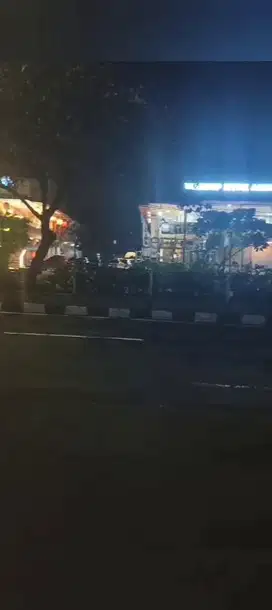 DIJUAAL WARUNG STRATEGIS DI PONDOK CINA DEPOK