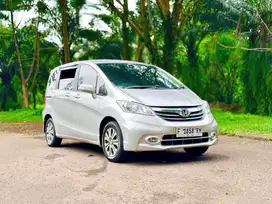 Honda Freed SD 2013 (ISTIMEWA)
