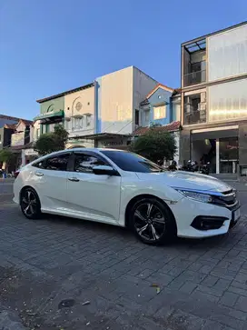 CIVIC ES 1.5 TURBO TAHUN 2018