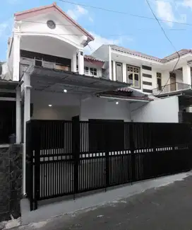 ZN14 Rumah Bagus Siap Huni Pondok Bambu Jakarta Timur