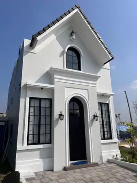 JUAL RUMAH MANSION NINE BARU GRESS 1.5 LANTAI 800 JUTA AN