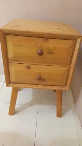 Nakas bahan Jati Belanda