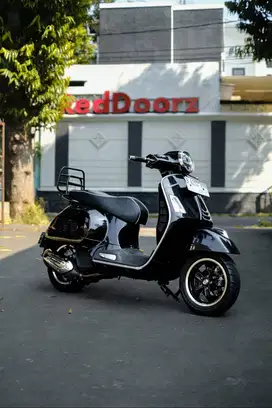 PIAGGIO VESPA GTS 150 IGET 4V FACELIFT 2022 BERGARANSI BISA KREDIT