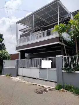 Rumah murah 2 lantai sangat strategis kotagede