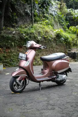 PIAGGIO VESPA LX 150 2VIE INJECTION 2012 MURAH BERGARANSI