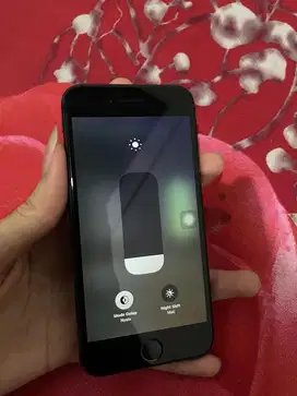 Iphone 8 64gb hitam