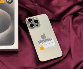 Second iphone 15 promax 256gb natural titanium ibox