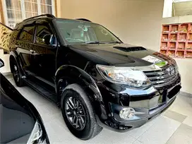 Toyota Fortuner 2015 Diesel Low KM Istimewa