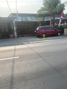 Dijual Rumah usaha mojokerto strategis