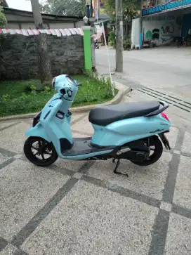 Yamaha grand filano