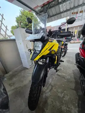 Dijual Vstrom 250 SX motor touring enak ganteng