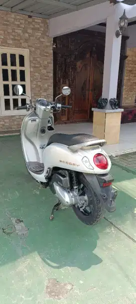 SALE Scoopy frestige 2021 mesin halus
