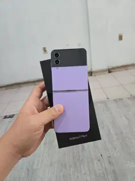 Samsung Z Flip 4 256 256Gb Mulus - Resmi #Relax