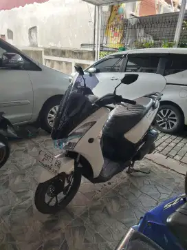 LEXI KM LOW PAJAK PANJANG BODY MULUS MESIN HALUS RAWATAN SIAP TOURING