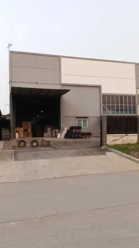 di jual pabrik gudang lippo cikarang