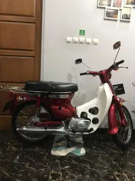 Honda C 70 1975