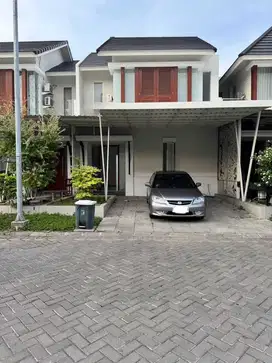 Rumah Baru, Minimalis Modern, Dekat Pusat Kota, Wiyung, Surabaya