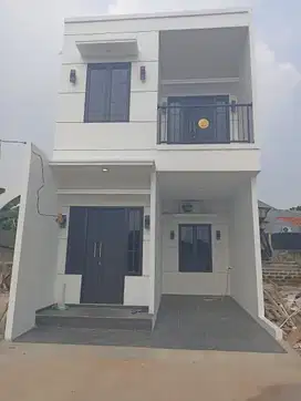 Rumah 2 lantai clasic Eropa paling murah di Kalisari ps rebo jakarta