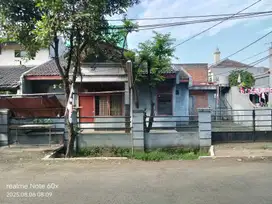 Dijual Rumah Hook Murah di Jalan Utama Naroggong Bekasi Timur