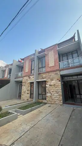 SIAP HUNI BANGET! KPR 5 Juta All In! 100 Meter Dari Jalan Raya Bogor!