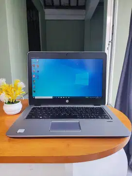 HP Elitebook 820 G4