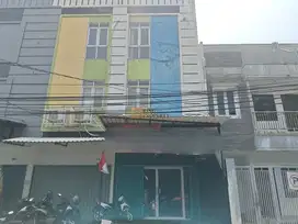 Ruko Strategis 3,5 Lantai Tanjung Duren Cocok Kantor & Usaha Retail