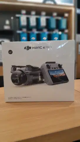 DJI Mavic 4 Pro FlyMore Combo RC2