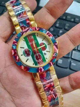 Jam wanita gucci model ceramic
