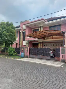 Rumah Mewah Hook Siap Huni Batununggal Indah